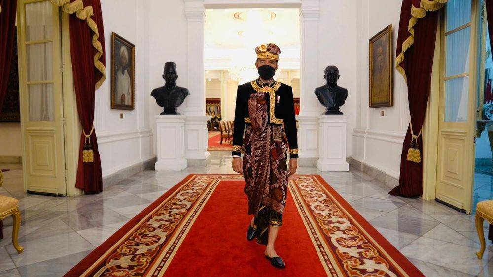 Presiden Jokowi beri sambutan di Pesta Kesenian Bali 2021