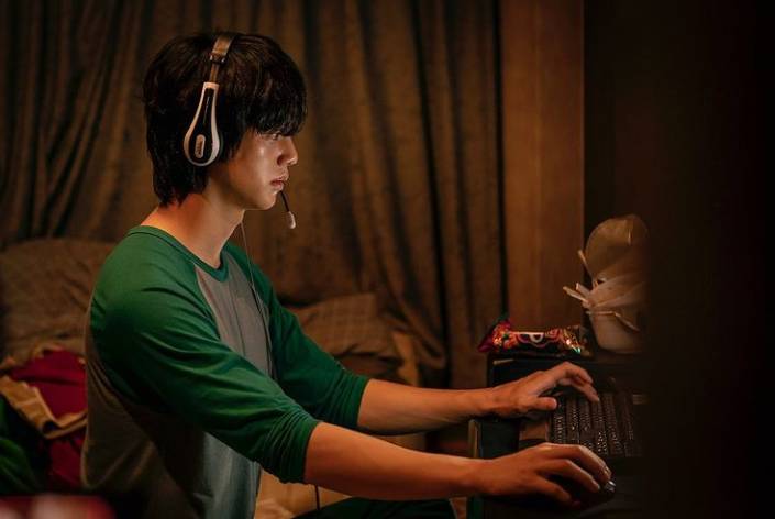 cuplikan Song Kang di Sweet Home (instagram.com/sweethomenetflix_)
