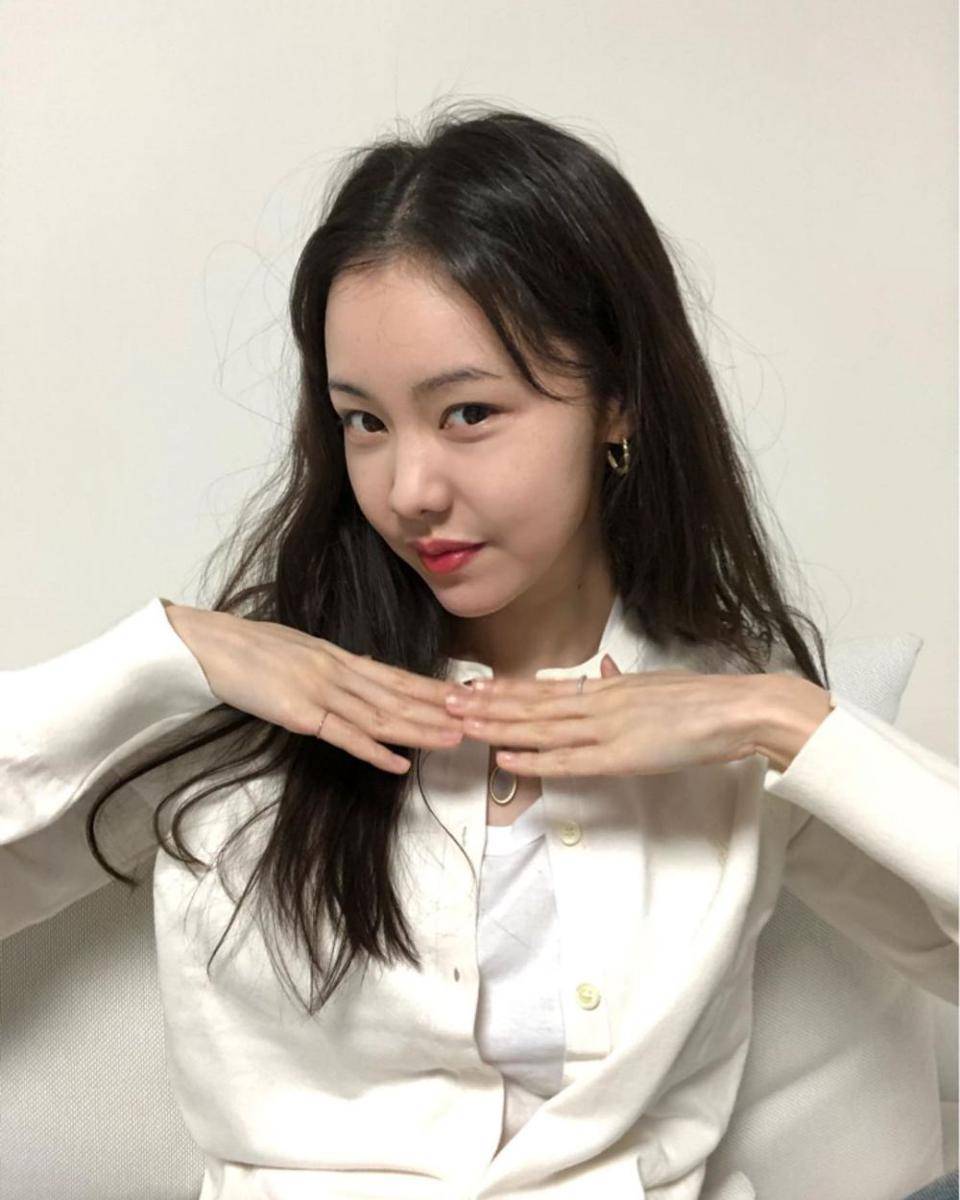 Kim Ye Won (instagram.com/__kimyewon)