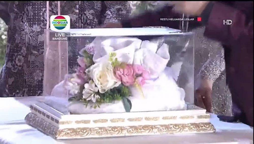 Seserahan lamaran Lesti Kejora dan Rizky Billar. (Dok. Indosiar)