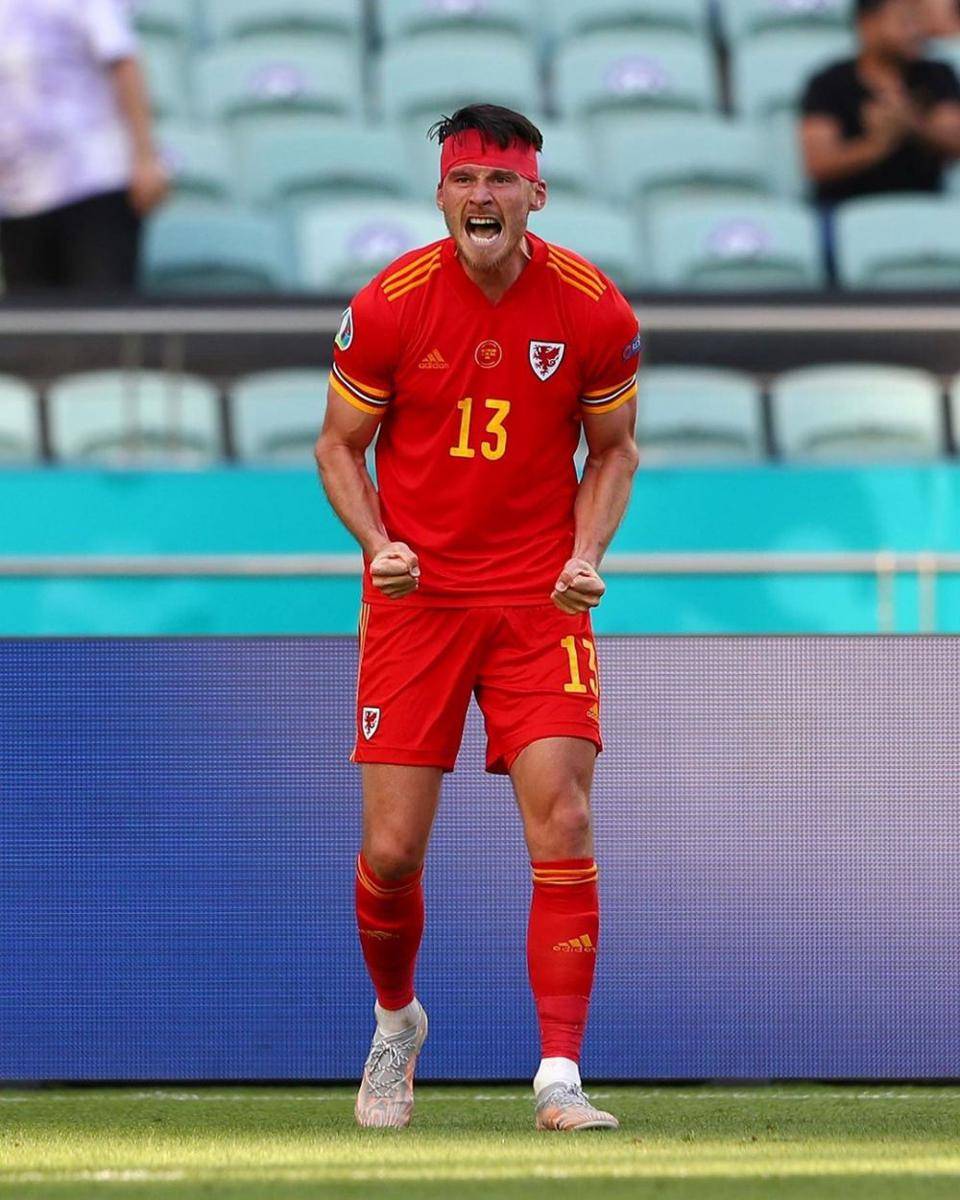 Jersei kandang Wales di Piala Eropa 2020. (Instagram/fawales)
