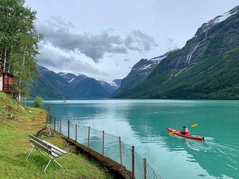 Danau Lovatnet (instagram.com/mmgjetmundsen)