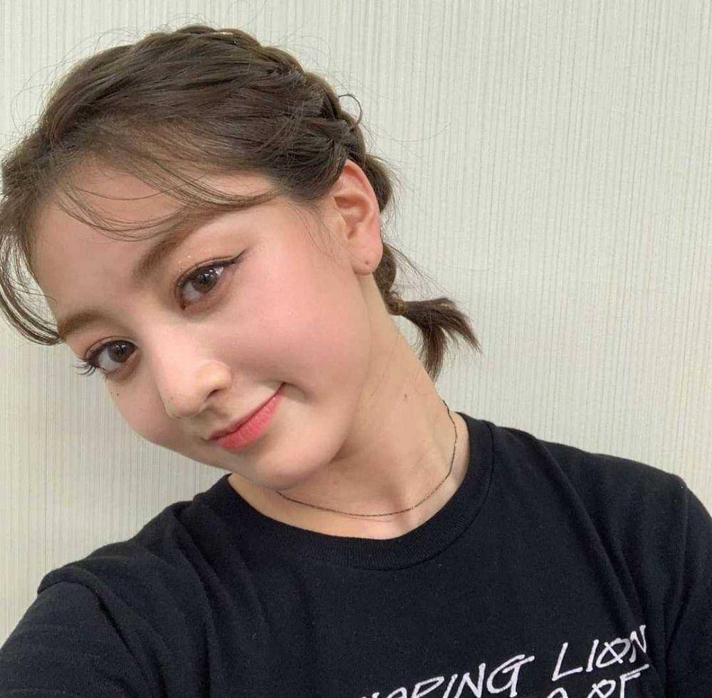 Jihyo TWICE (instagram.com/twicetagram)
