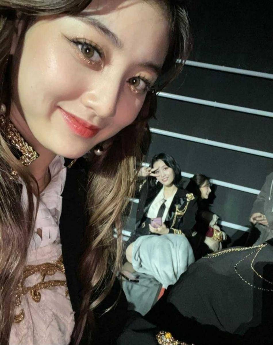 Jihyo TWICE (instagram.com/twicetagram)