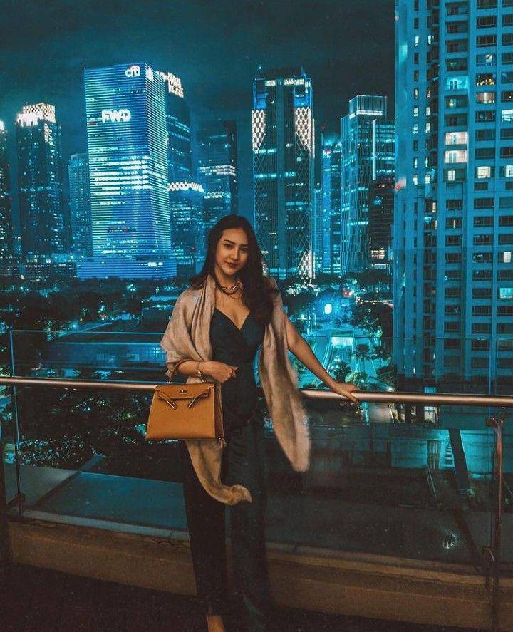 Anya Geraldine (instagram.com/anyageraldine)