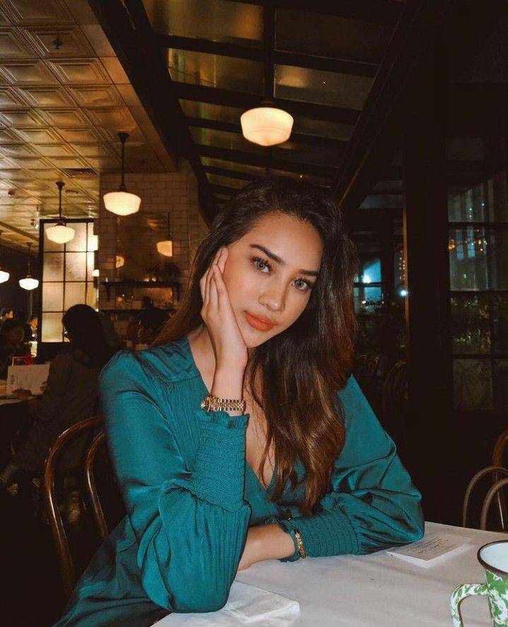 Anya Geraldine (instagram.com/anyageraldine)