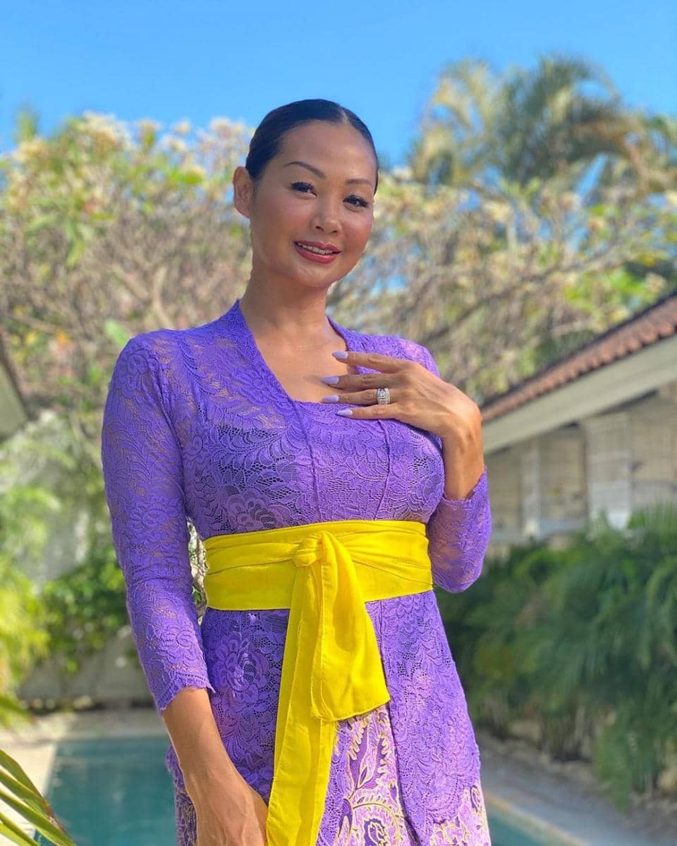 Indah Kalalo (instagram.com/indahkalalo)