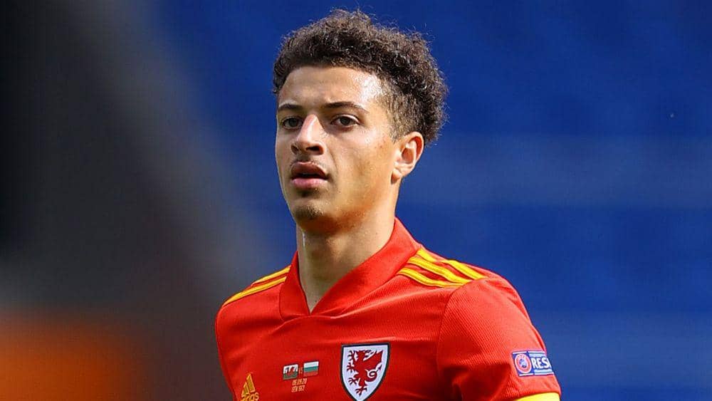 potret Ethan Ampadu di Timnas Wales(skysports.com)