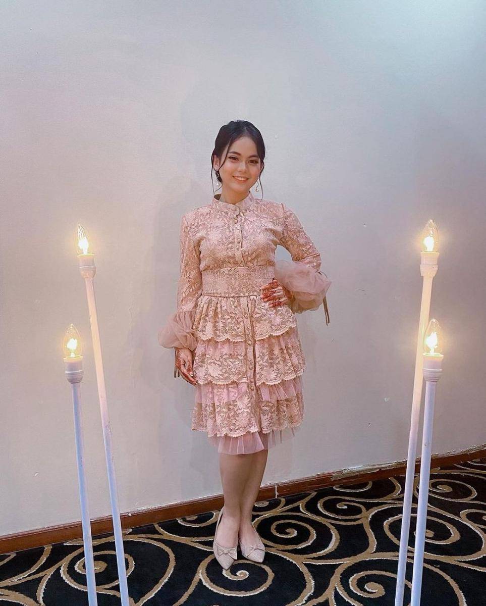 Putri d'academy4 (instagram.com/da4_putri03)