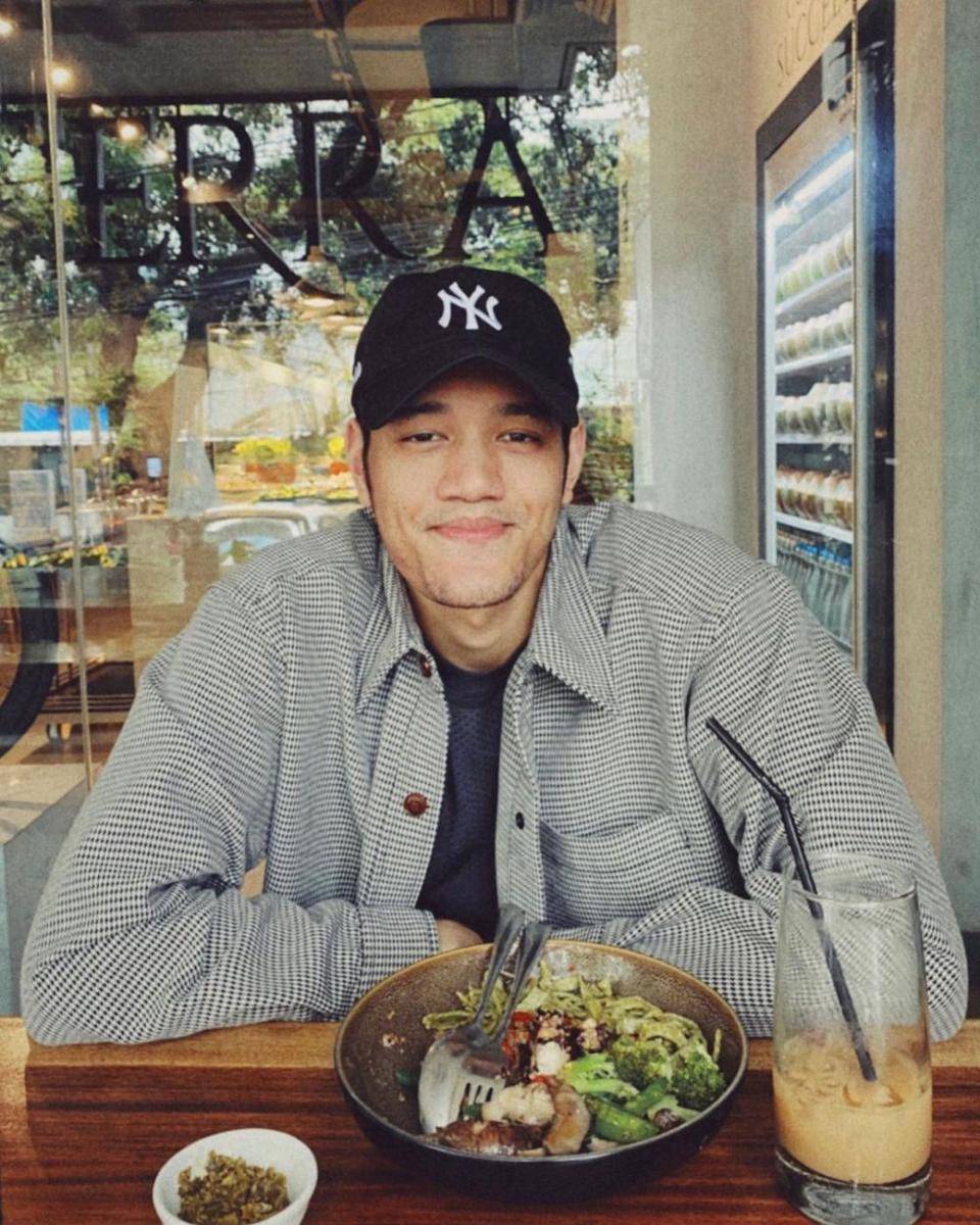 Potret gagah Jethro Armand (Instagram.com/jethro.armand)