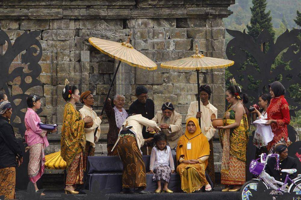 Dieng Culture Festival (instagram.com/festivaldieng)