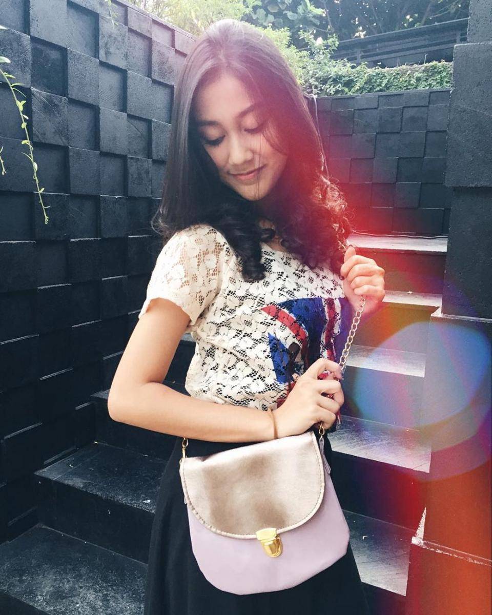Regina Kandou (instagram.com/reginakandou)