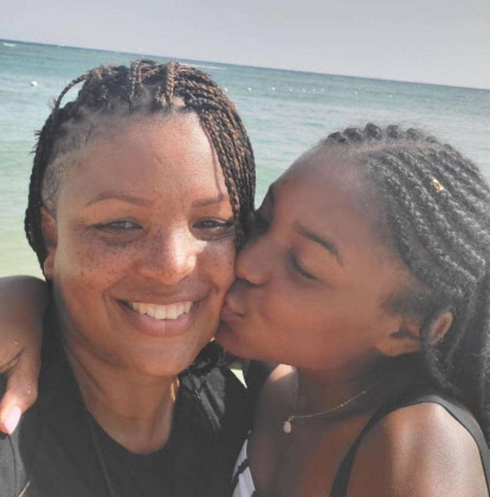 Saniyya Sidney dan Ibunya (instagram.com/saniyyasidney)