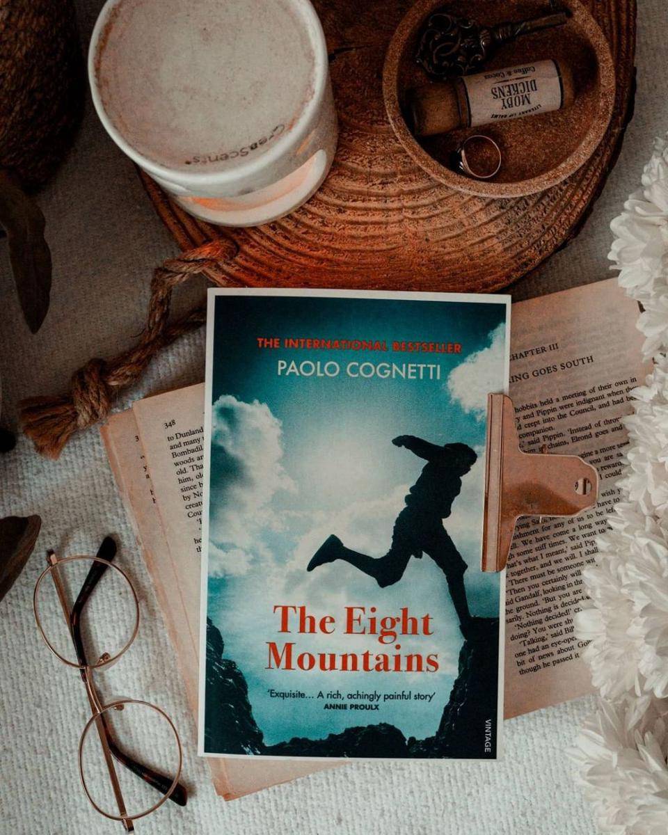 The Eight Mountains oleh Paolo Cognetti (instagram.com/bookatiepillar)