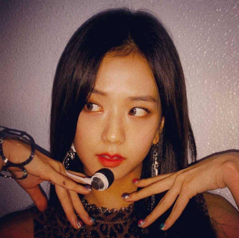 Jisoo BLACKPINK (instagram.com/sooyaaa__)