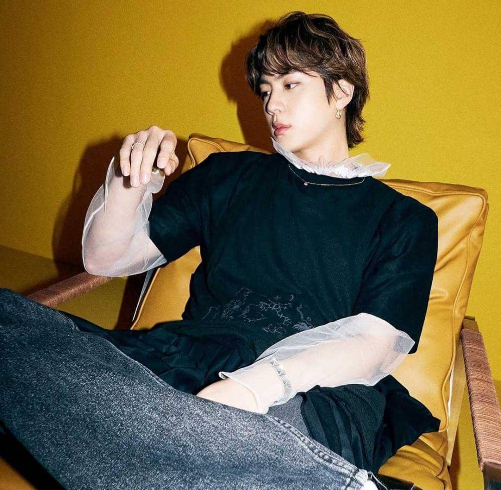 Jin BTS (instagram.com/bts.bighitofficial)
