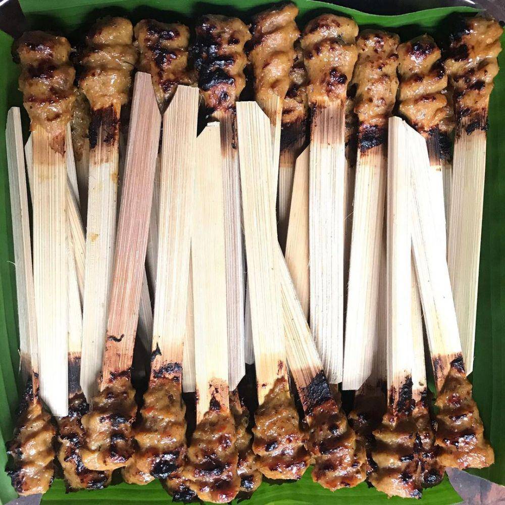 Sate lilit (instagram.com/wr.siapbarak)