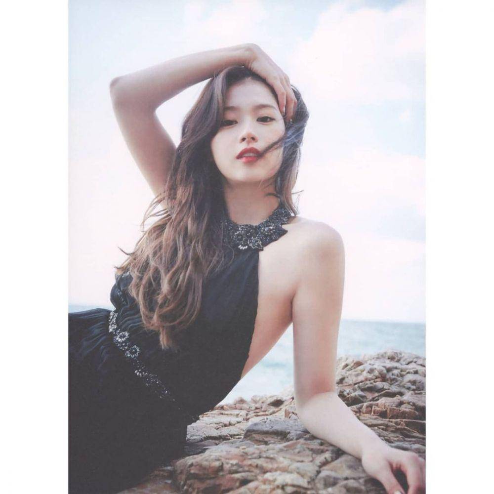 Sana TWICE (instagram.com/sana.twice.kr)