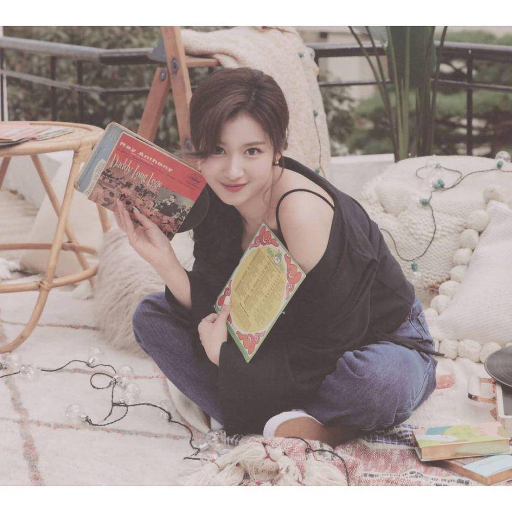 Sana TWICE (instagram.com/sana.twice.kr)