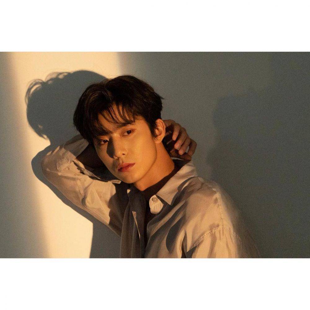 Hwiyoung SF9 (instagram.com/fishandcake)