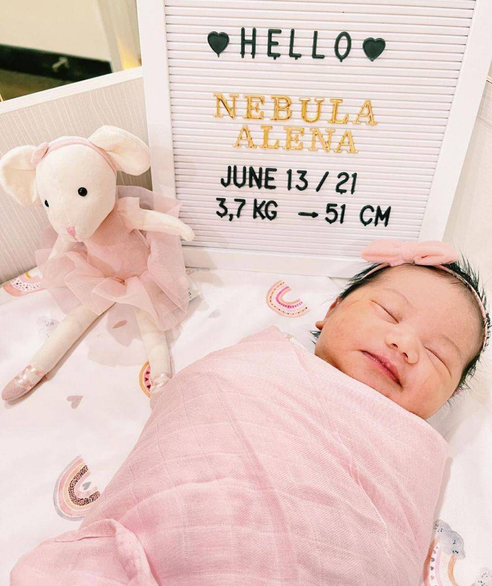 Nebula Alena Tanjung, anak kedua Babe Cabiita dan Fati Indraloka. (Instagram.com/fatiyw)