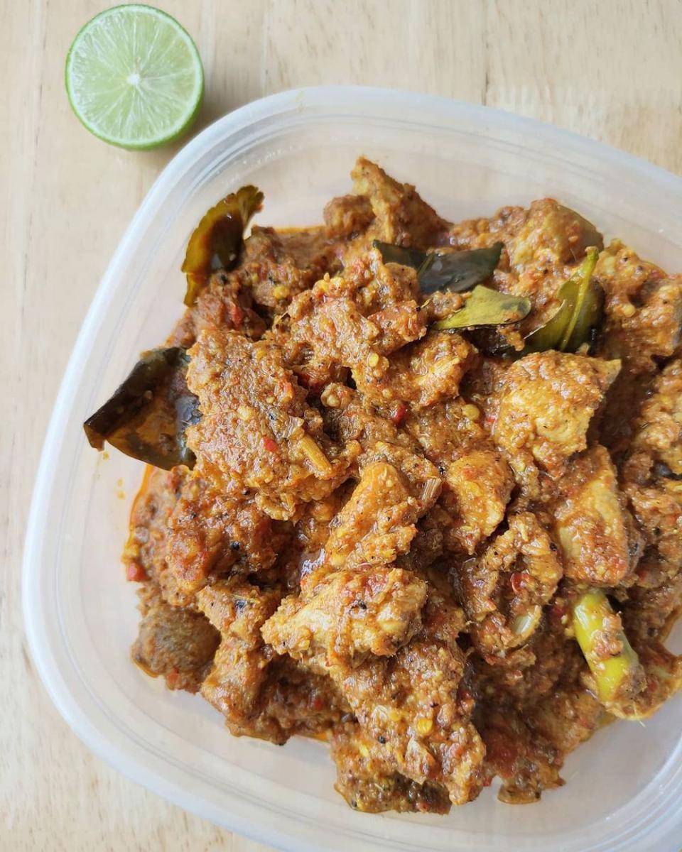 Saksang (instagram.com/oribia.kitchen)