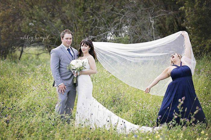 pemotretan pengantin dan bridesmaid (facebook.com/ashleyhempelphotography)