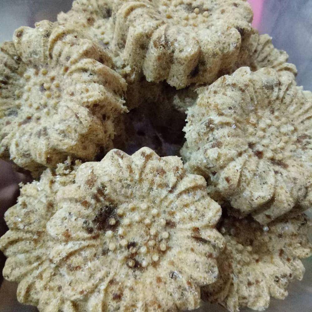 Putu pesse (instagram.com/mom_aisyanayla)