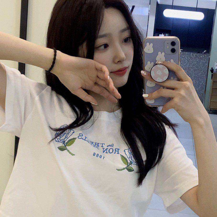 Hina LIGHTSUM (twitter.com/CUBE_LIGHTSUM)