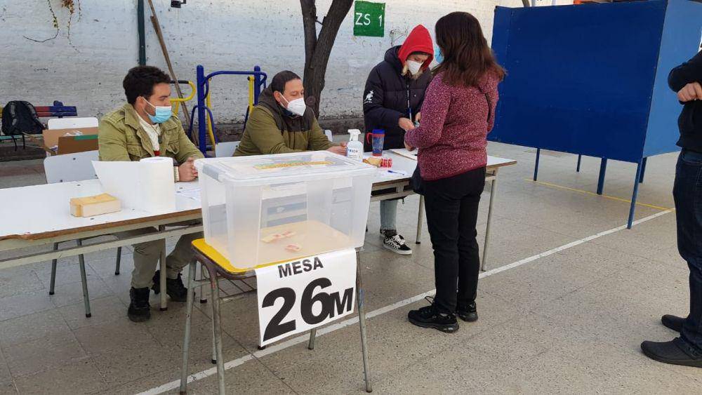 Suasana pemilu regional di Ñuñoa, Chile. (twitter.com/MuniNunoa)