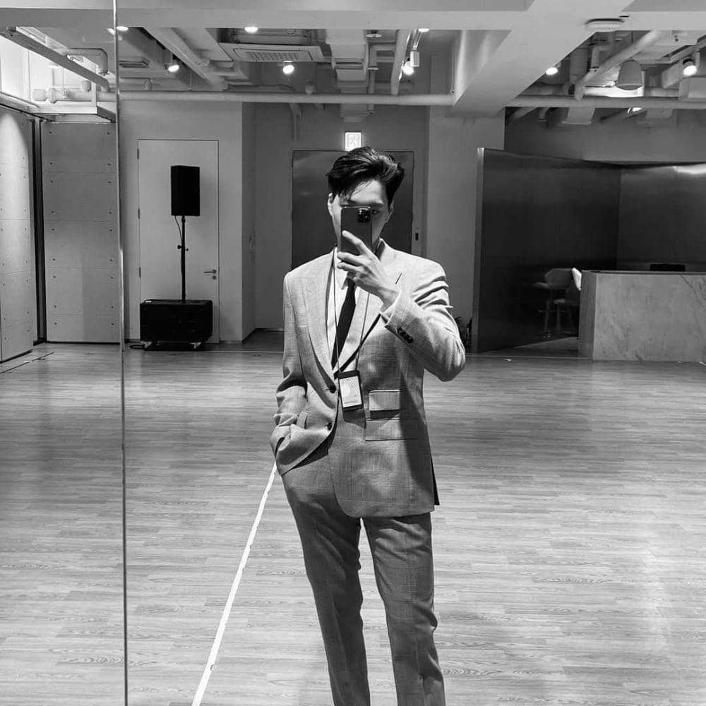 Kai EXO (instagram.com/zkdlin)