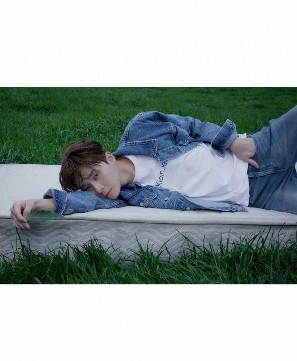 Park Seo Joon (instagram.com/dazedkorea)