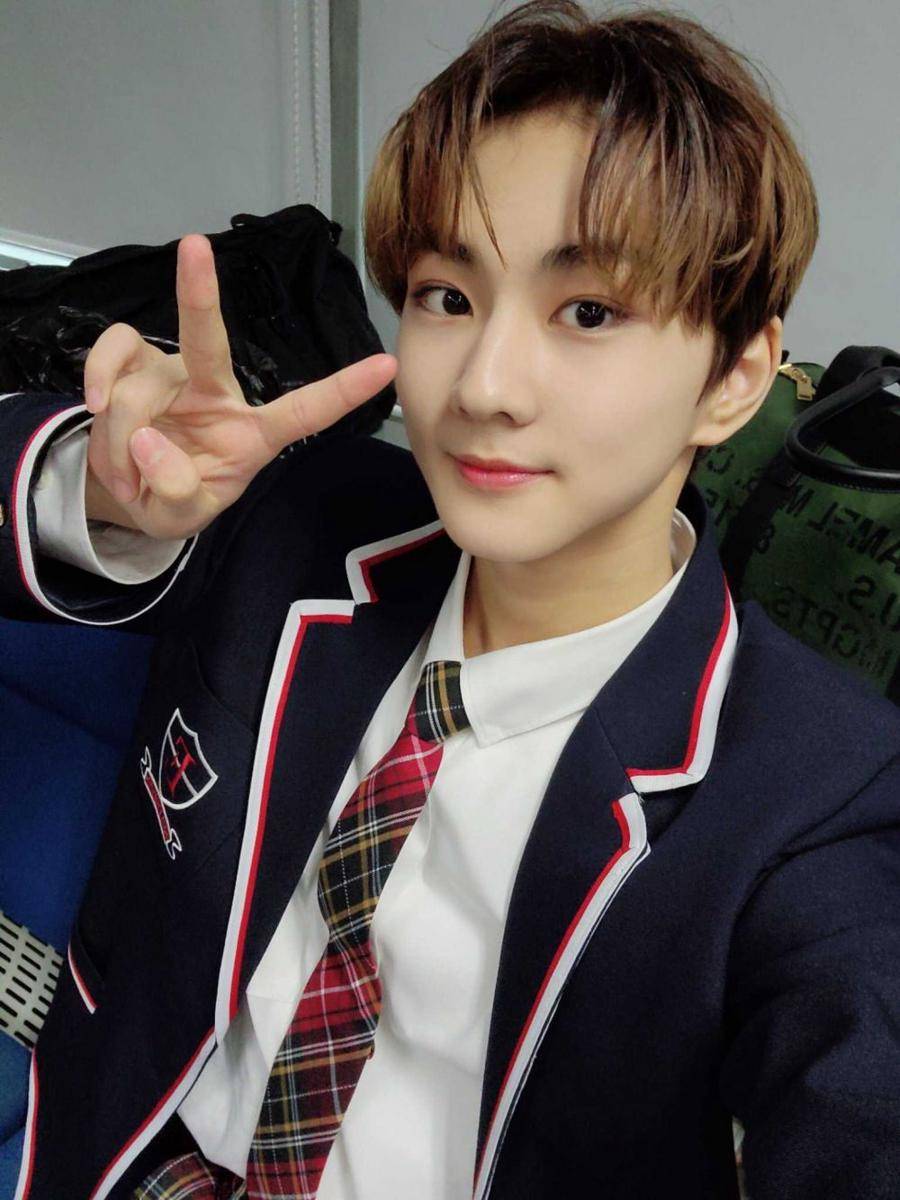 Jungwon ENHYPEN (twitter.com/ENHYPEN_members)