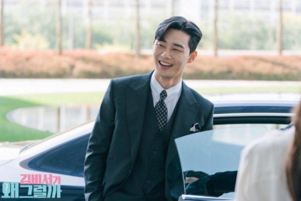 Park Seo Joon di drama What's Wrong with Secretary Kim (program.m.tving.com)