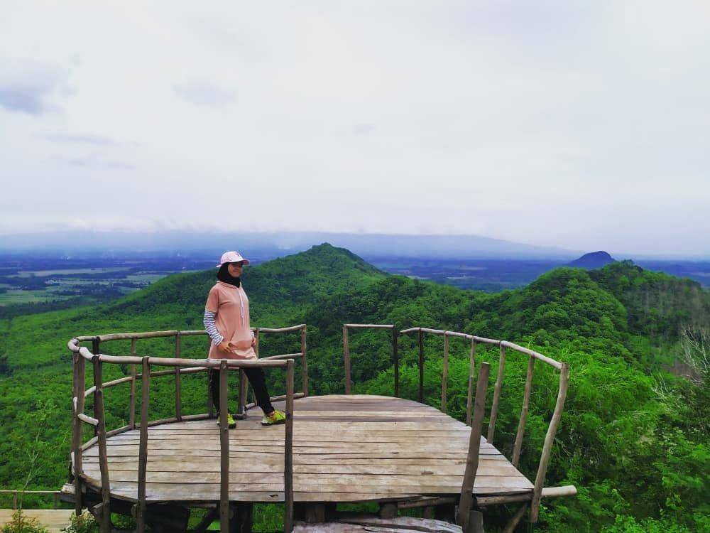 (instagram.com/vinanuril)