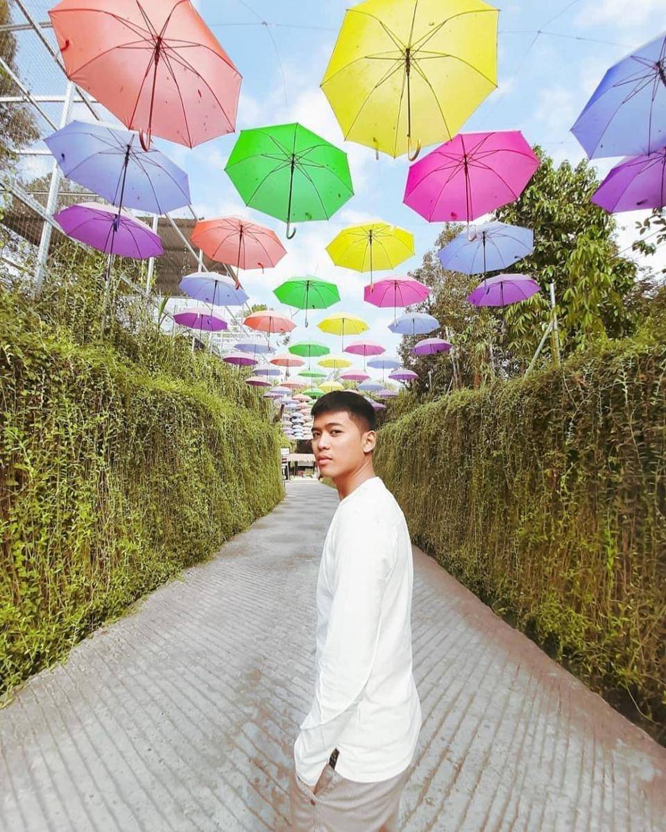 (instagram.com/callmephed)