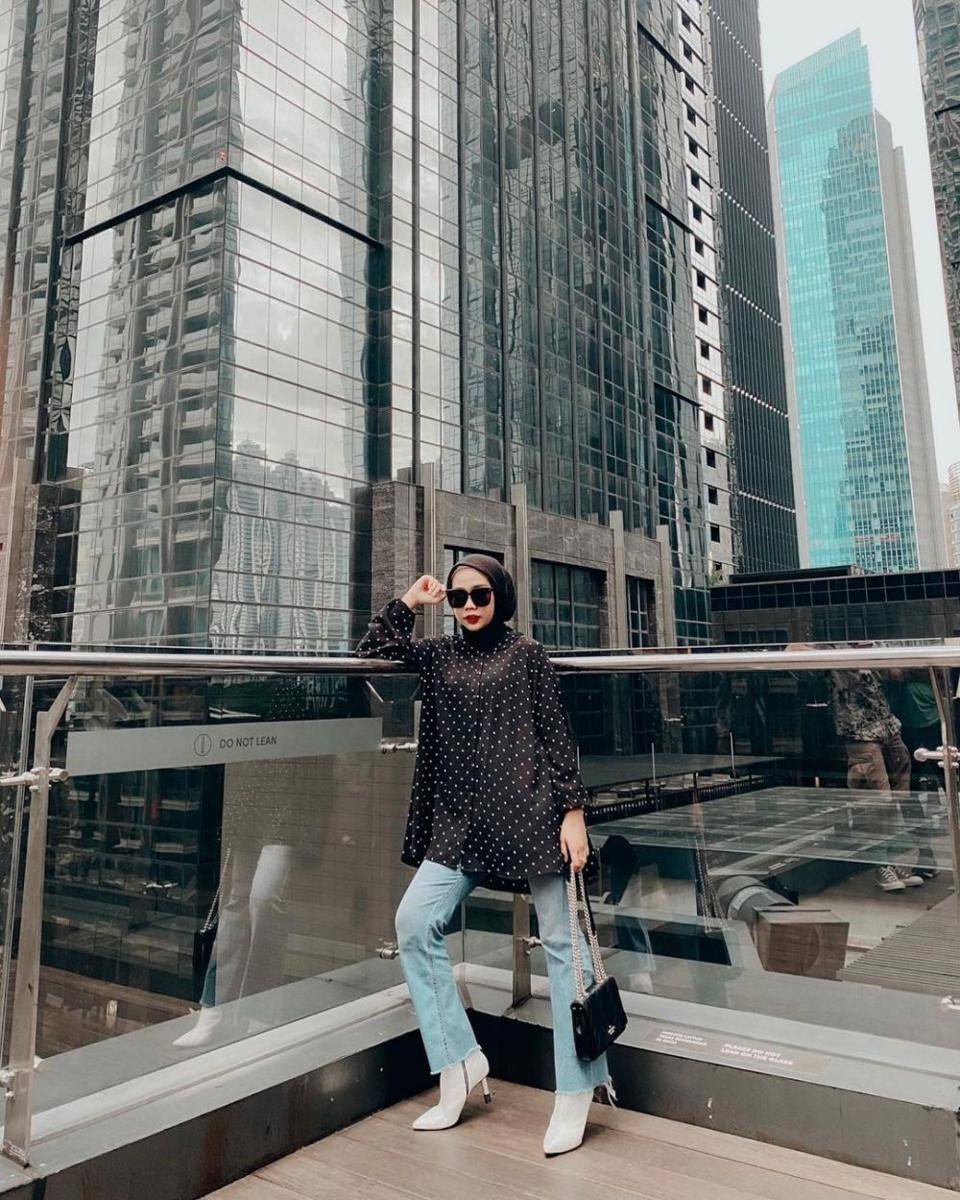 Outfit kasual ala Elsya Andria (instagram.com/elsyandria)
