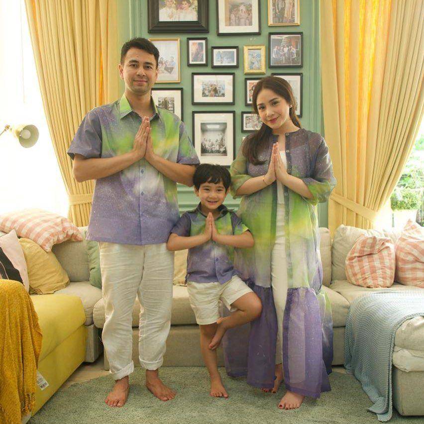 bingkai foto keluarga di rumah Raffi Ahmad dan Nagita Slavina (instagram.com/raffinagita1717)