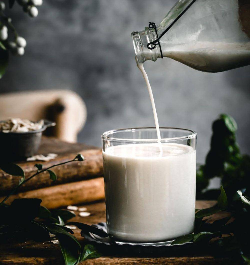 beta glukan yang terkadnung dalam oat dapat membantu menurunkan kolesterol (instagram.com/plant_proof)