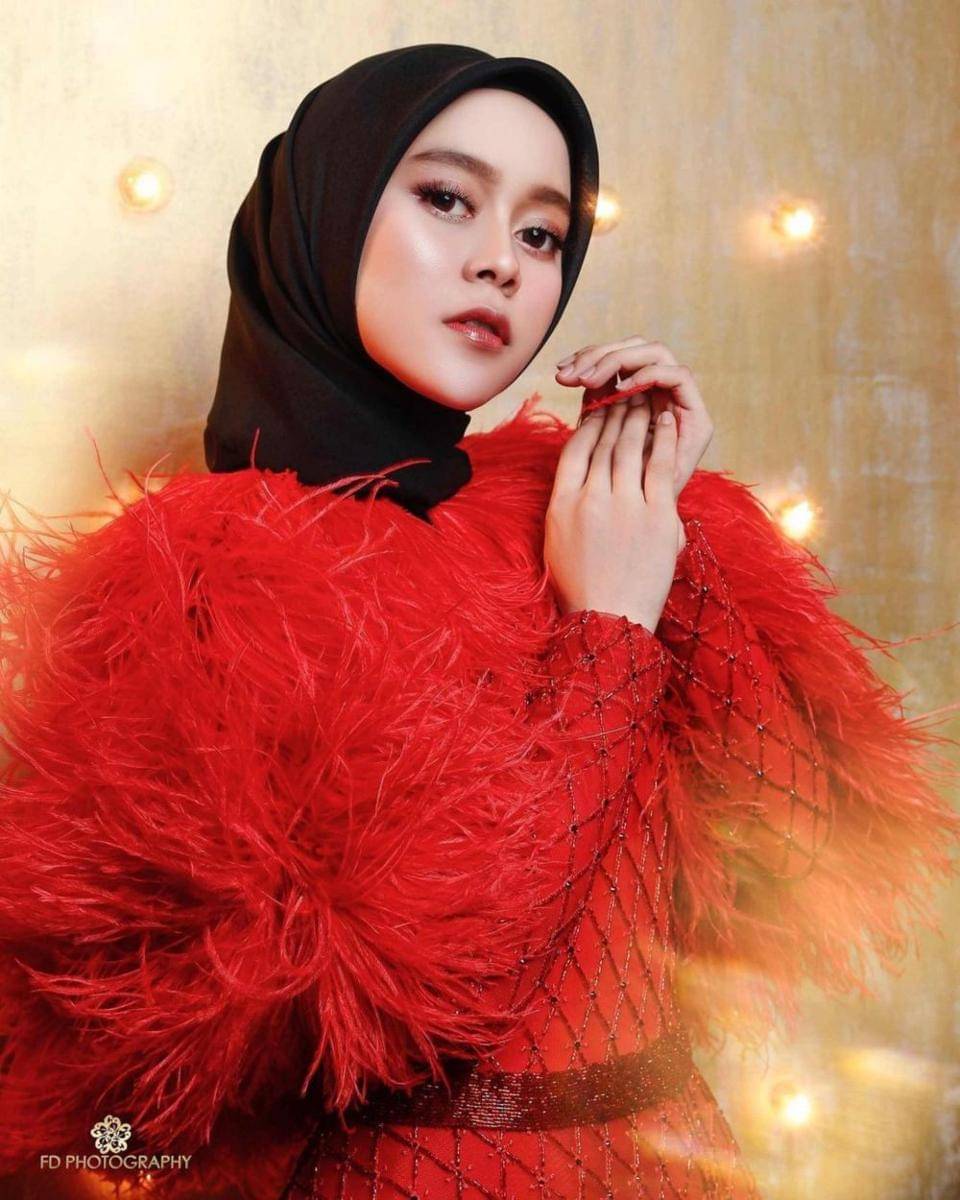 Solois wanita pemotretan bareng FD Photography (Instagram.com/fdphotography90/)