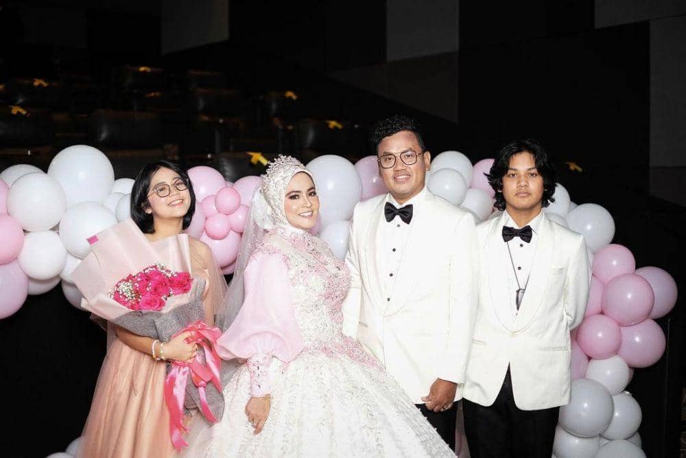 Keluarga Uya Kuya (@driveposure via instagram.com/king_uyakuya)