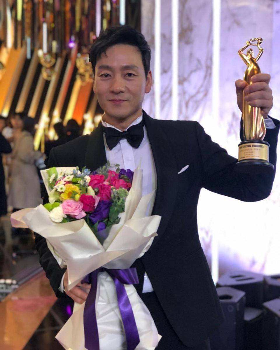 Park Hae Soo (instagram.com/bhent_official)