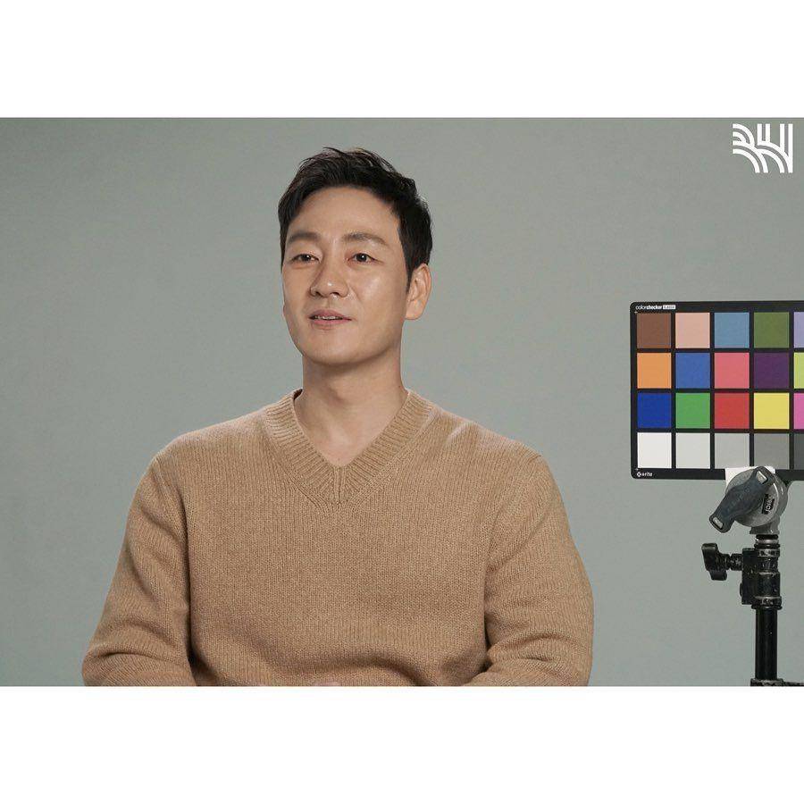 Park Hae Soo (instagram.com/bhent_official)