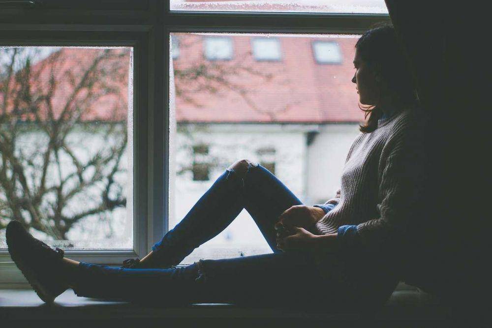 ilustrasi wanita introvert (pixabay.com/Free-Photos)
