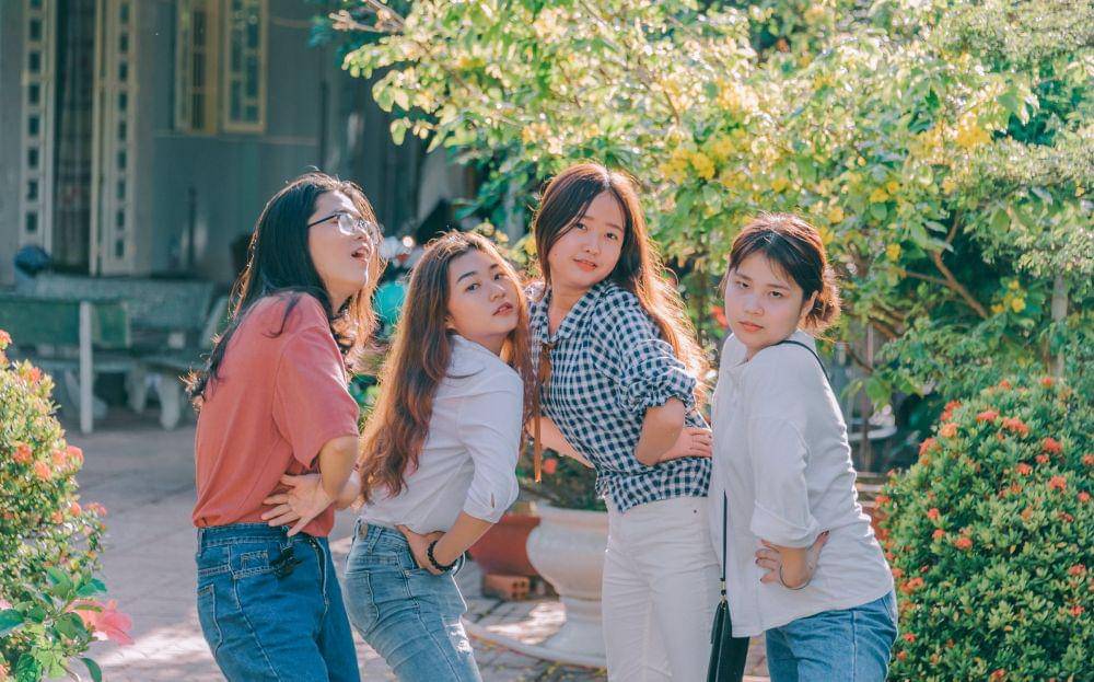 ilustrasi kehidupan sosial (pexels.com/Min An)