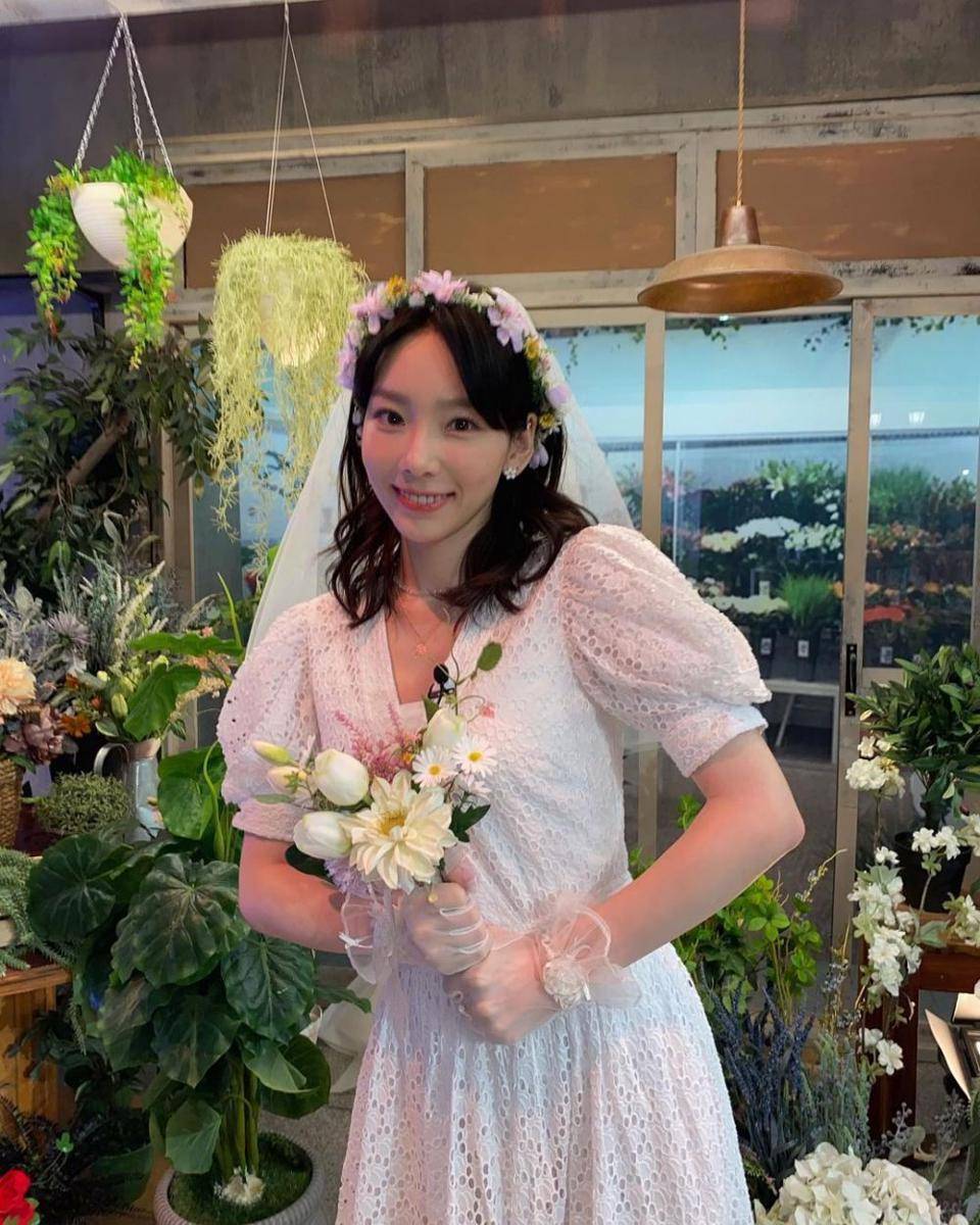 Taeyeon SNSD (instagram.com/taeyeon_ss)