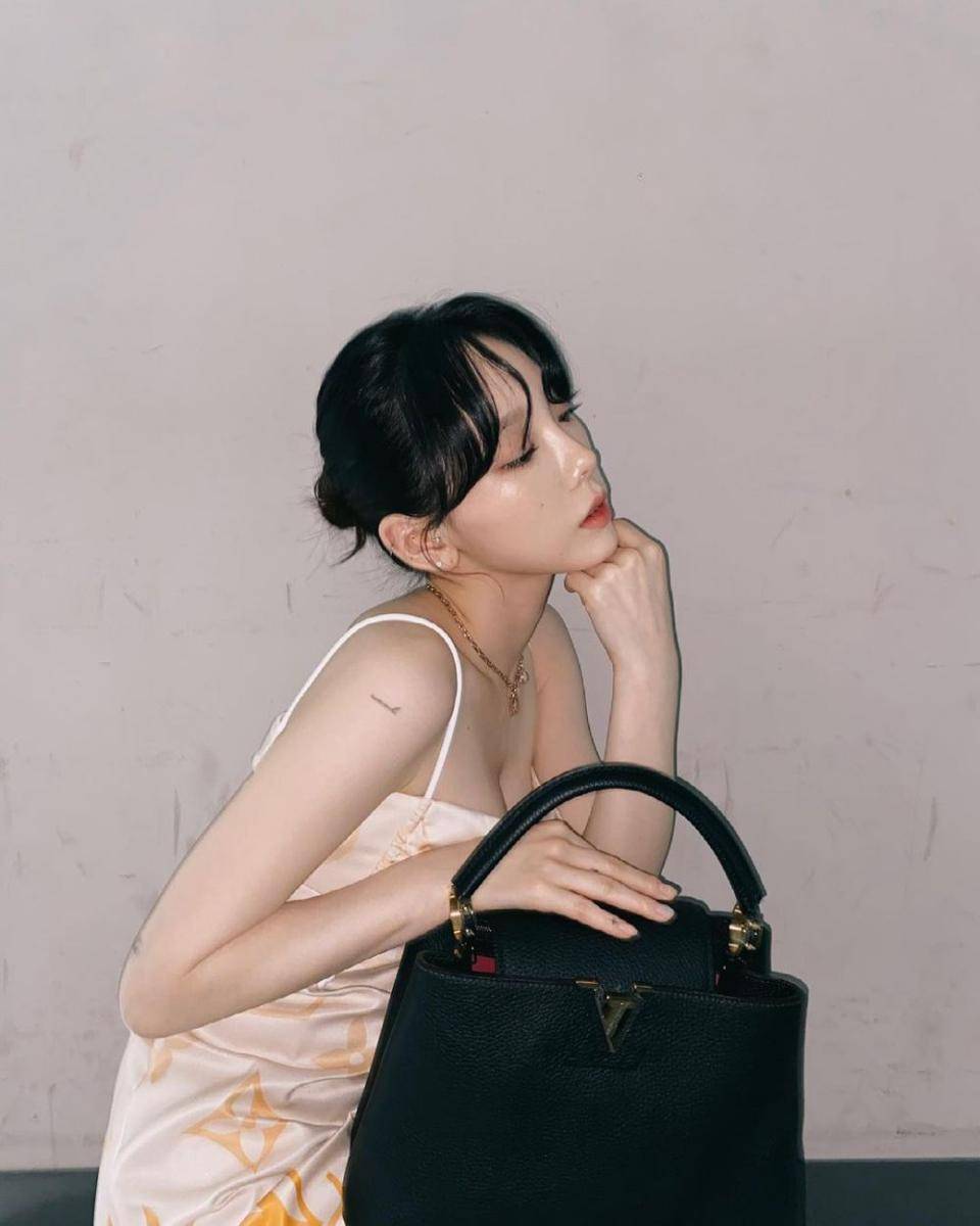 Taeyeon SNSD (instagram.com/taeyeon_ss)