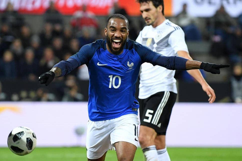 Alexandre Lacazette (standard.co.uk)