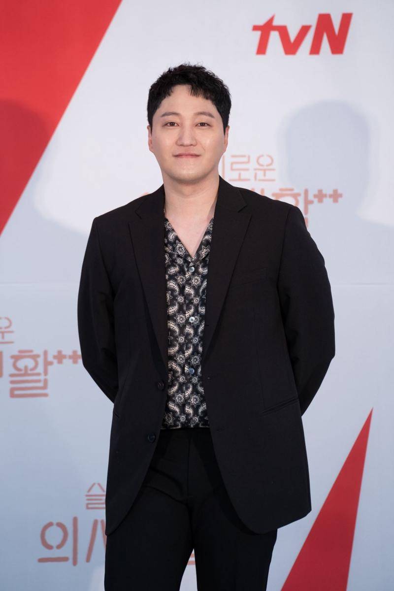 Kim Dae Myung di Konferensi Pers Hospital Playlist 2 (dok. Netflix/tvN)