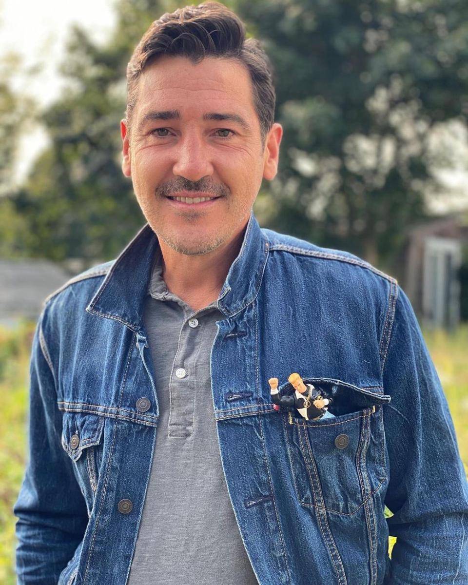 Jonathan Knight (instagram.com/jonathanrknight)